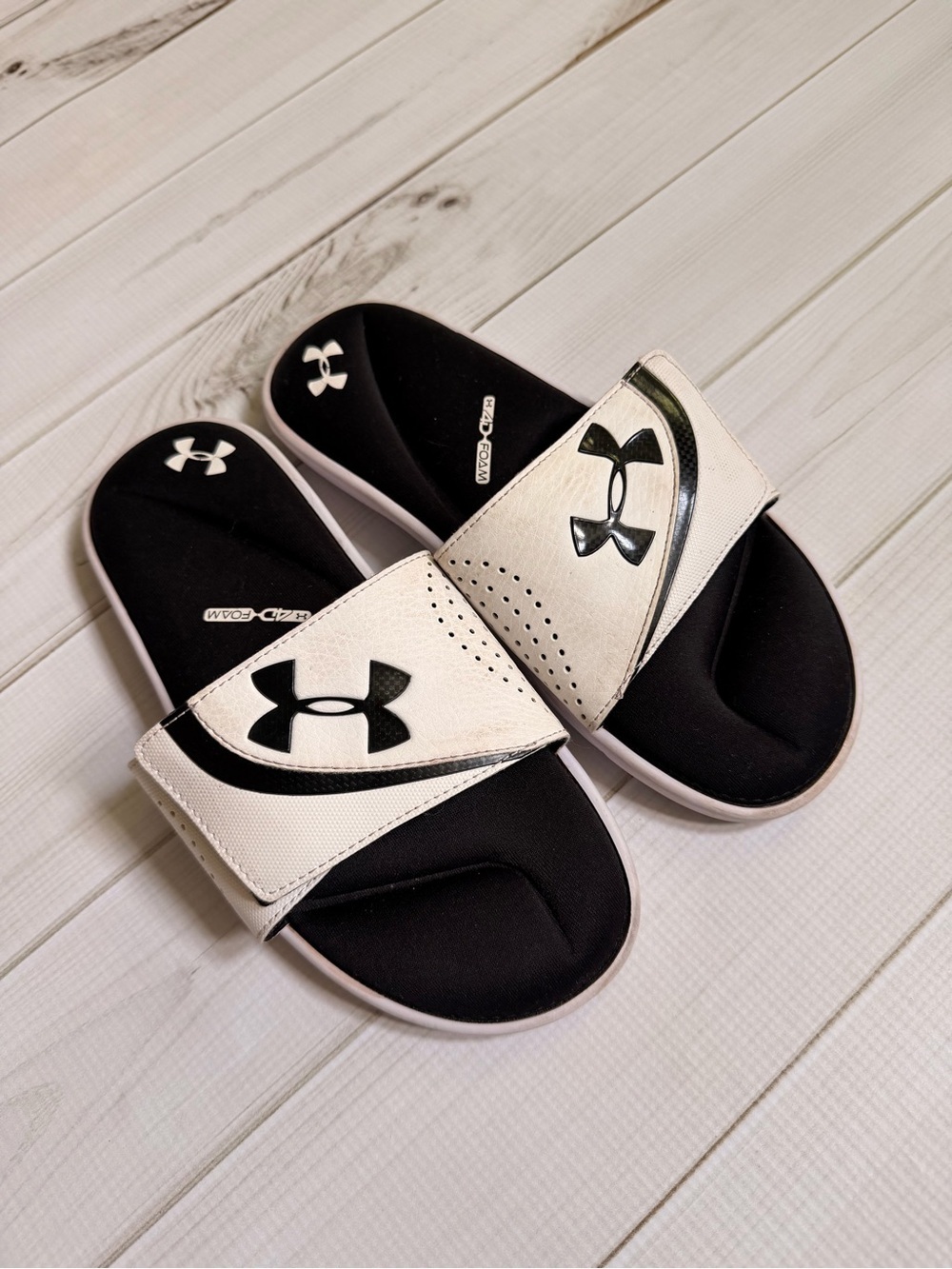 Under Armour Kids Black & White Slide Sandals with Logo Strap